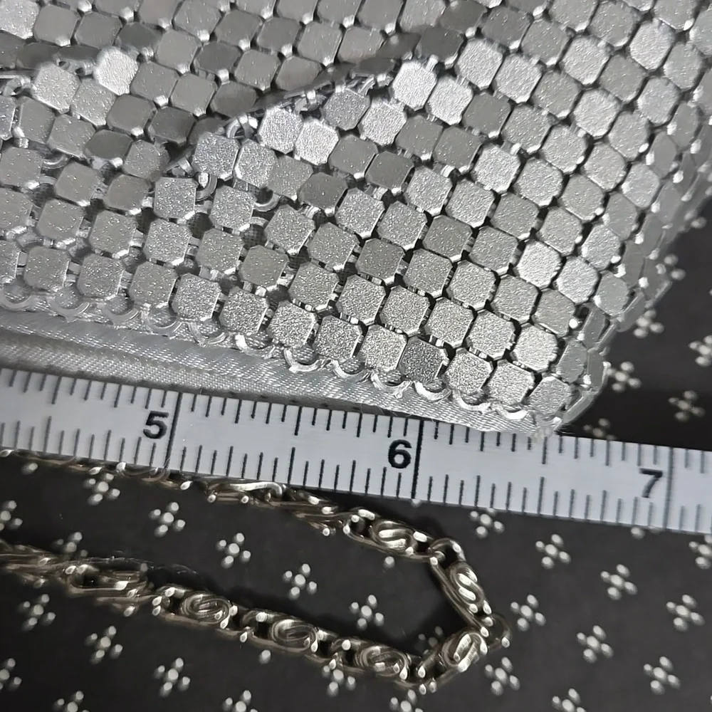 Vintage Silver Metal Mesh Chainmail Evening Bag Clutch Wristlet